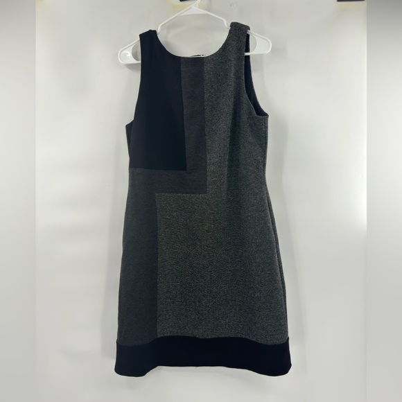 White House Black Market Dresses & Skirts - White House black market colorblock sleeveless dress grey black size 14